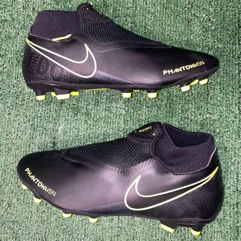 Green/Black Nike phantom 11.5
